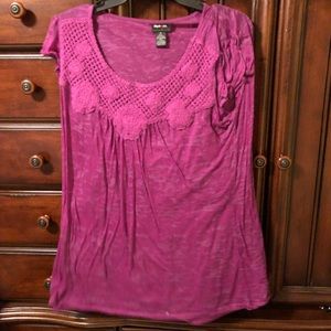 Pink/purple two-layer crochet feature top